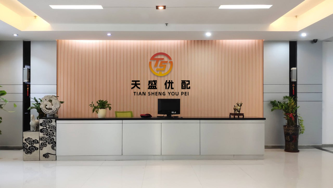 融贷无忧配资 节假日通用 | 陆家嘴C位地标！4人西餐，6人中餐，8人宴请餐。人均100+吃鲜活松叶蟹，大黄鱼....